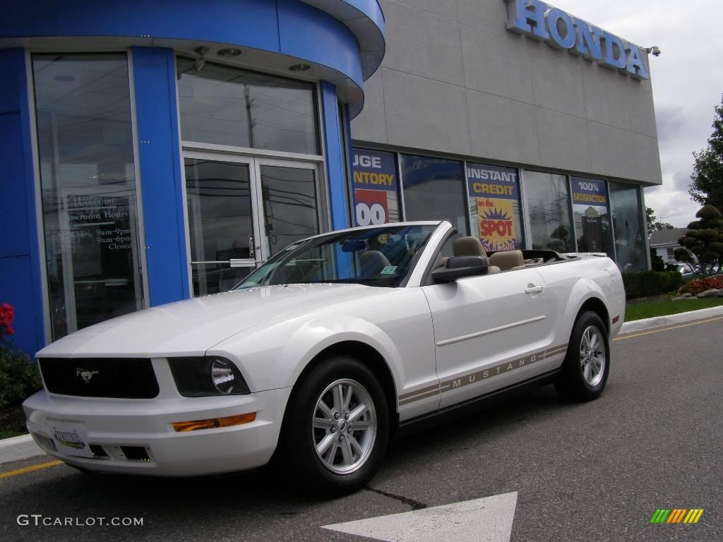 2007 Mustang V6 Deluxe Convertible - Performance White / Medium Parchment photo #1