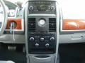 2008 Brilliant Black Crystal Pearlcoat Chrysler Town & Country Touring  photo #20