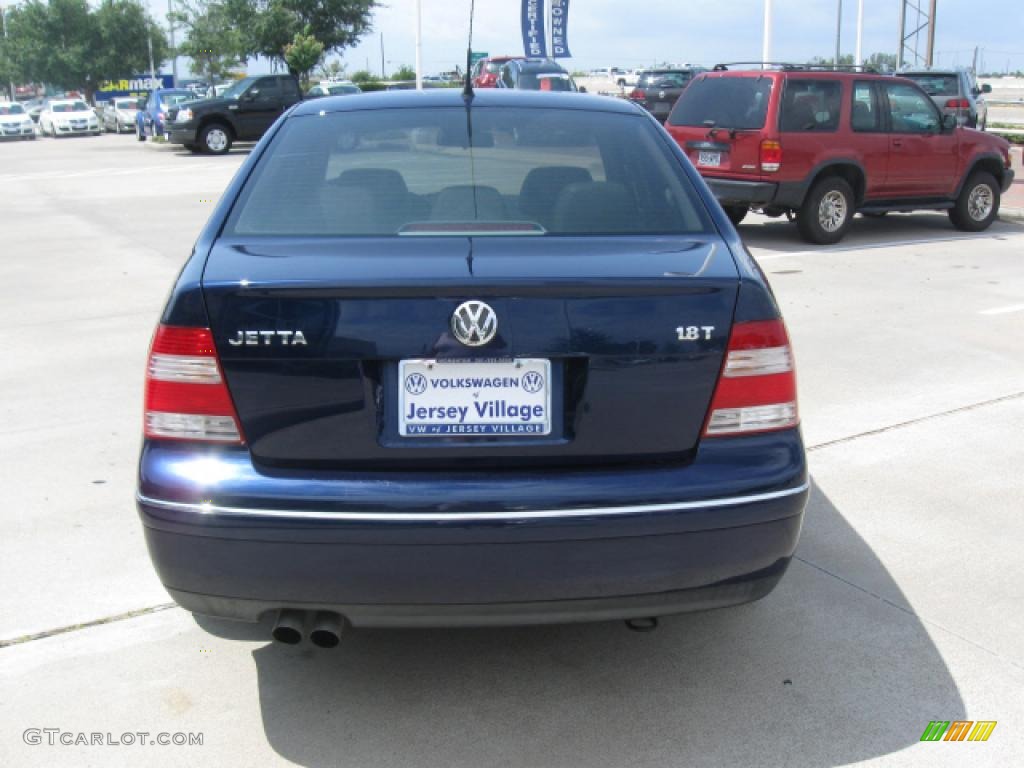 2004 Jetta GLS 1.8T Sedan - Galactic Blue Metallic / Grey photo #8