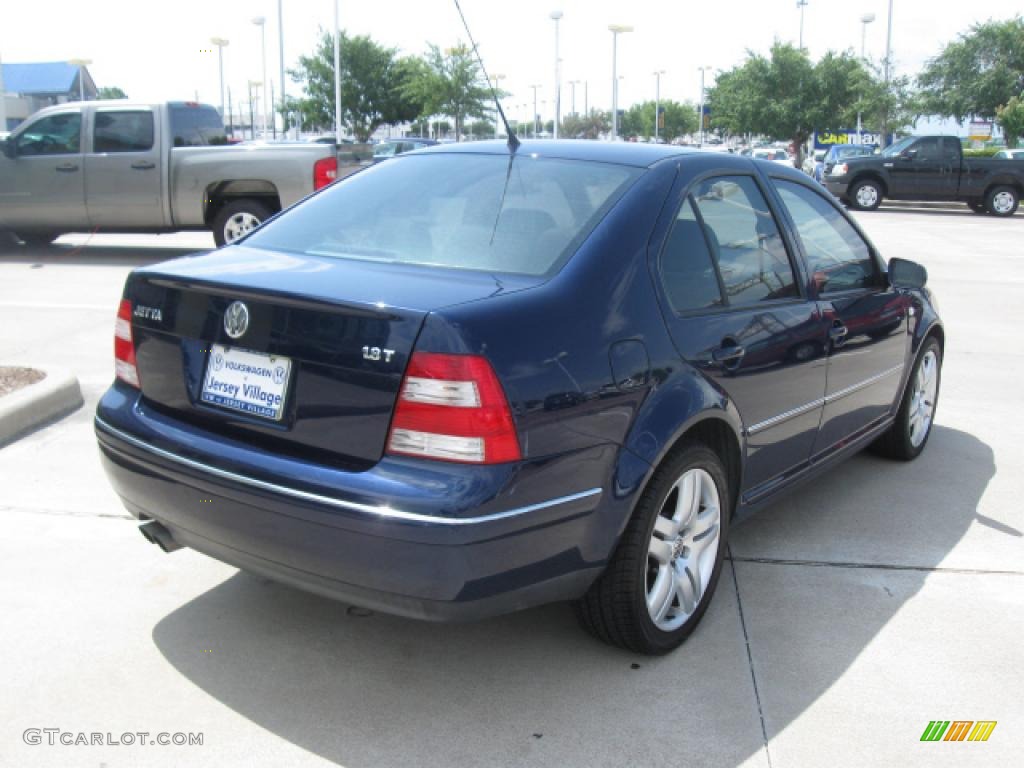 2004 Jetta GLS 1.8T Sedan - Galactic Blue Metallic / Grey photo #9