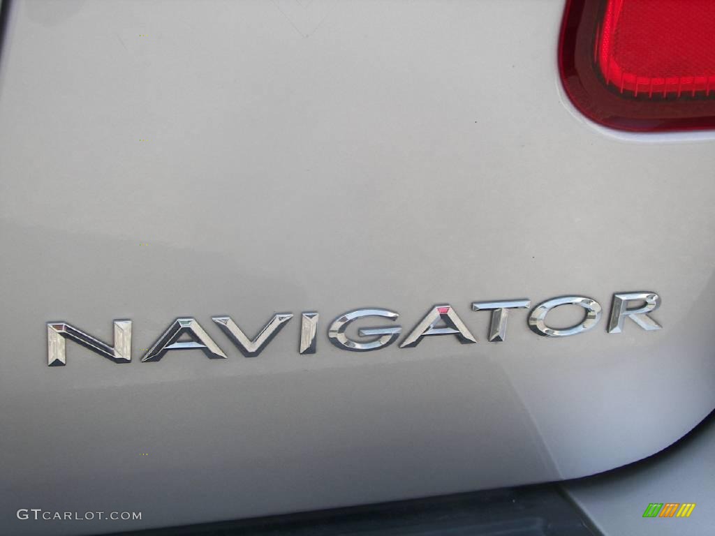 2006 Navigator Ultimate 4x4 - Silver Birch Metallic / Charcoal Black photo #15