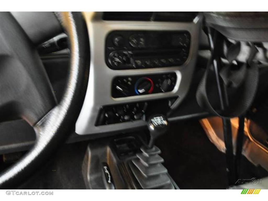 2004 Wrangler Columbia Edition 4x4 - Bright Silver Metallic / Dark Slate Gray photo #8