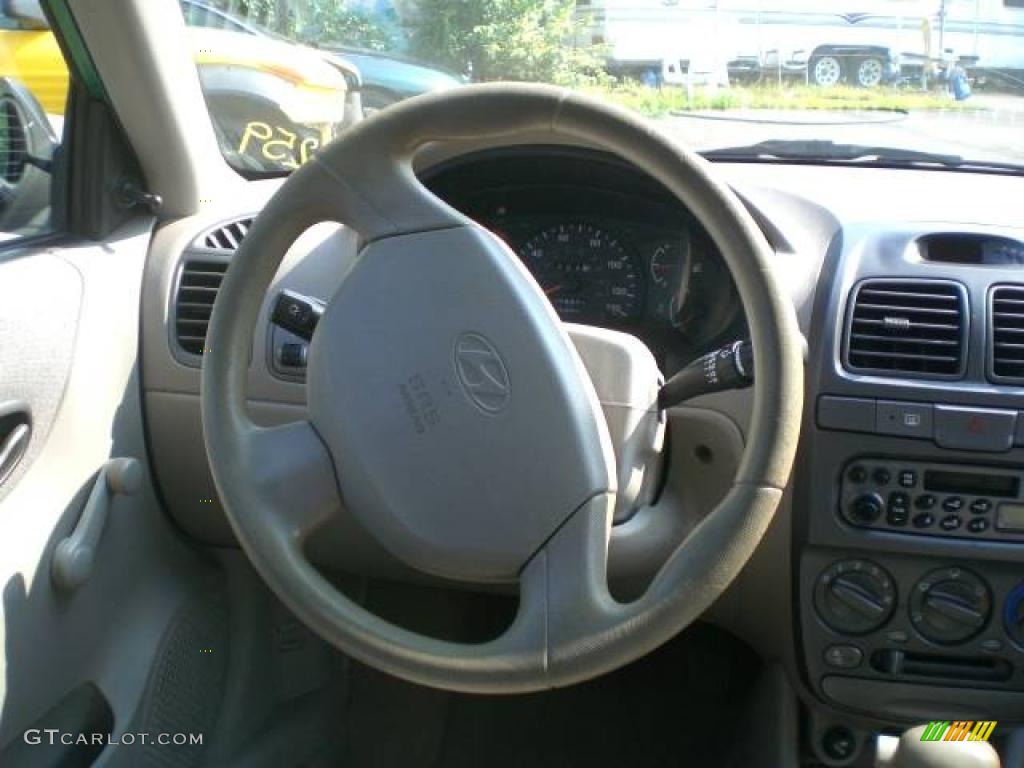 2000 Accent GL Sedan - Jade Green / Beige photo #9
