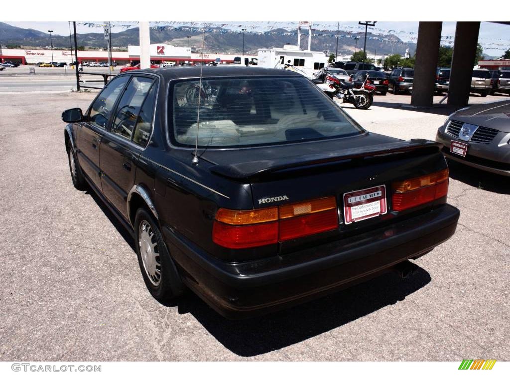 1991 Accord EX Sedan - Granada Black Pearl / Beige photo #4