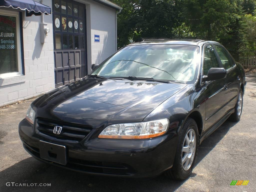 2002 Accord SE Sedan - Nighthawk Black Pearl / Quartz Gray photo #11