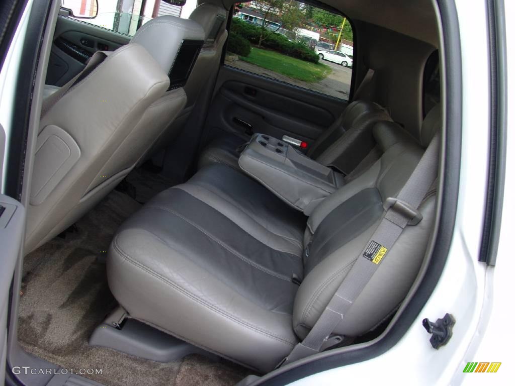 2002 Yukon Denali AWD - Summit White / Stone Gray photo #38