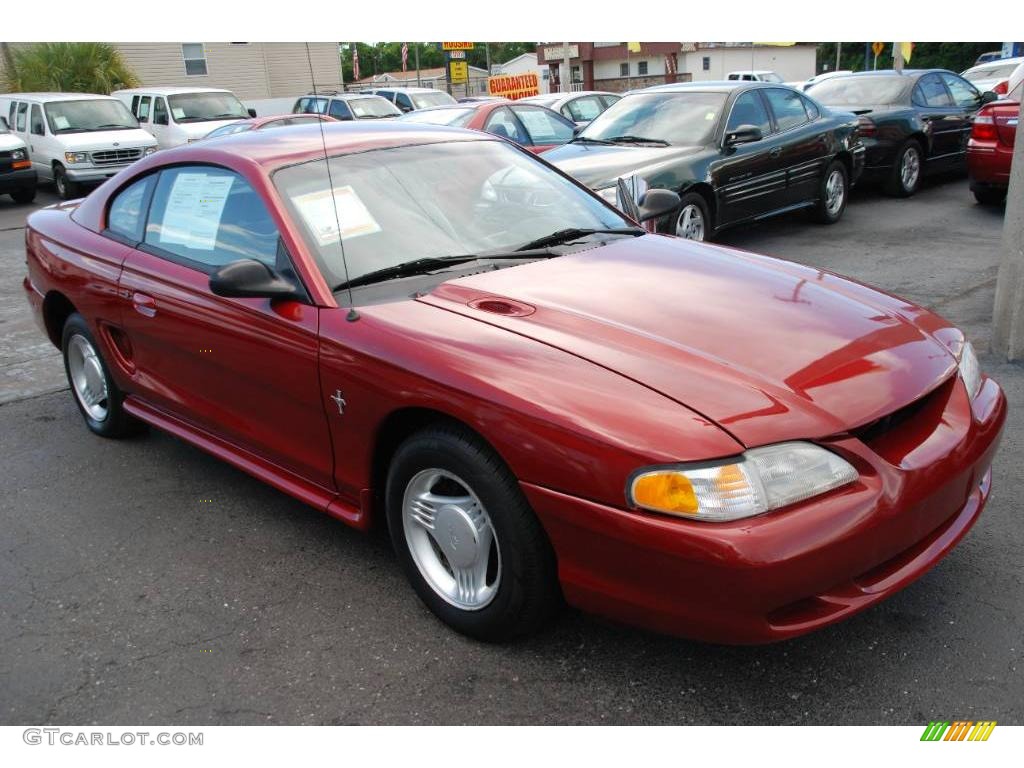 1995 Mustang V6 Coupe - Laser Red Metallic / Gray photo #2