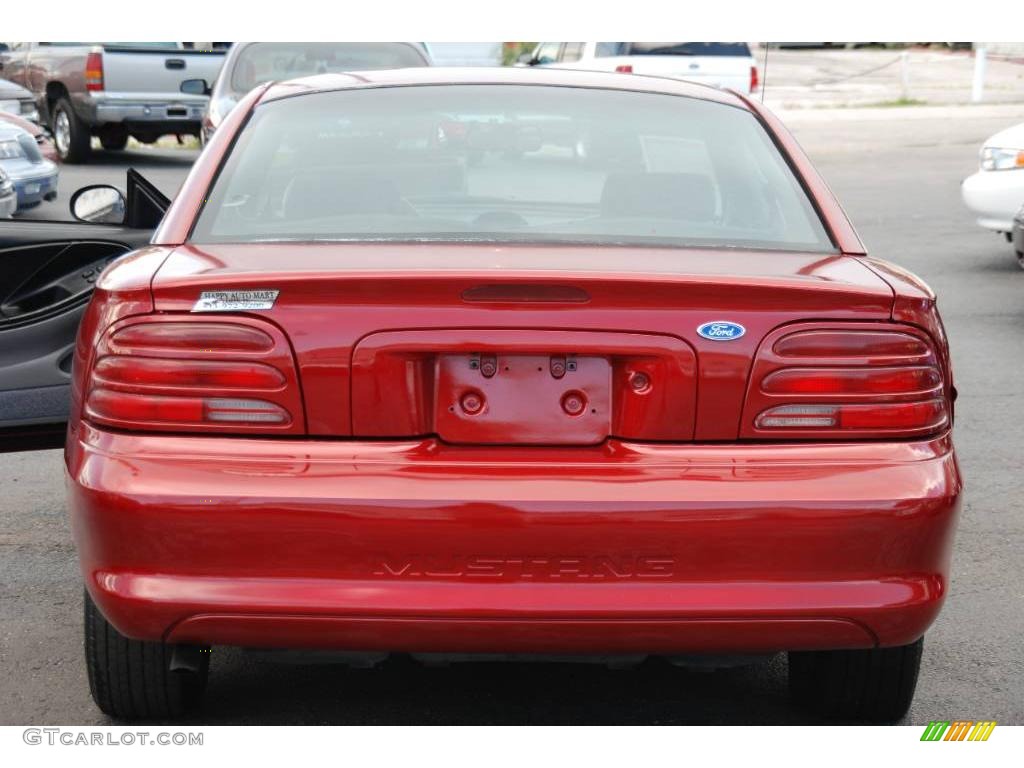 1995 Mustang V6 Coupe - Laser Red Metallic / Gray photo #5