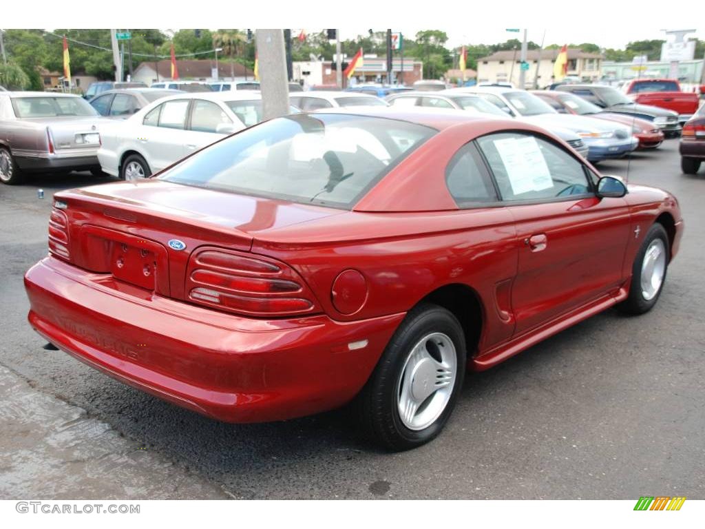 1995 Mustang V6 Coupe - Laser Red Metallic / Gray photo #6