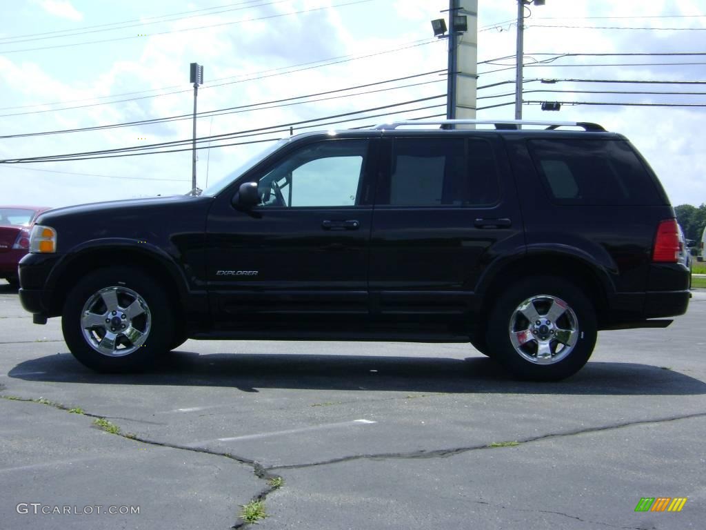 2004 Explorer Limited 4x4 - Black / Midnight Grey photo #4