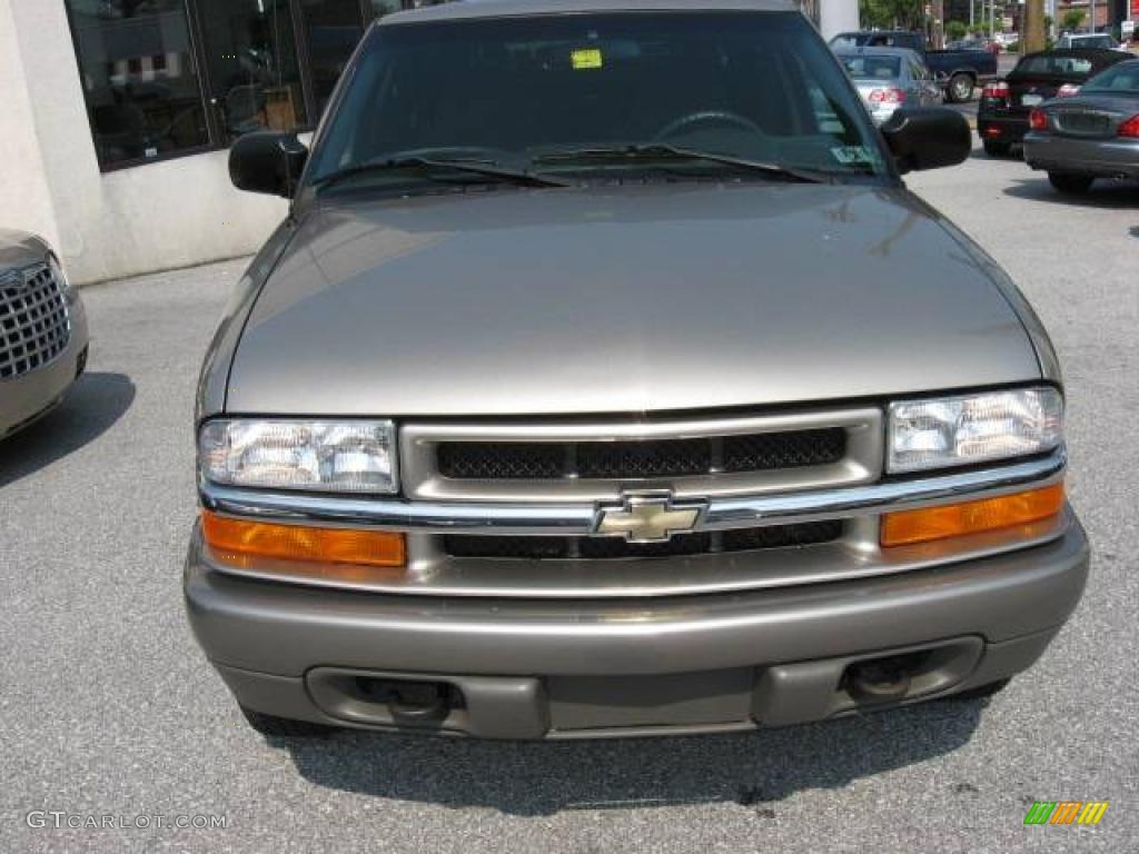 2002 Blazer LS 4x4 - Light Pewter Metallic / Graphite photo #3