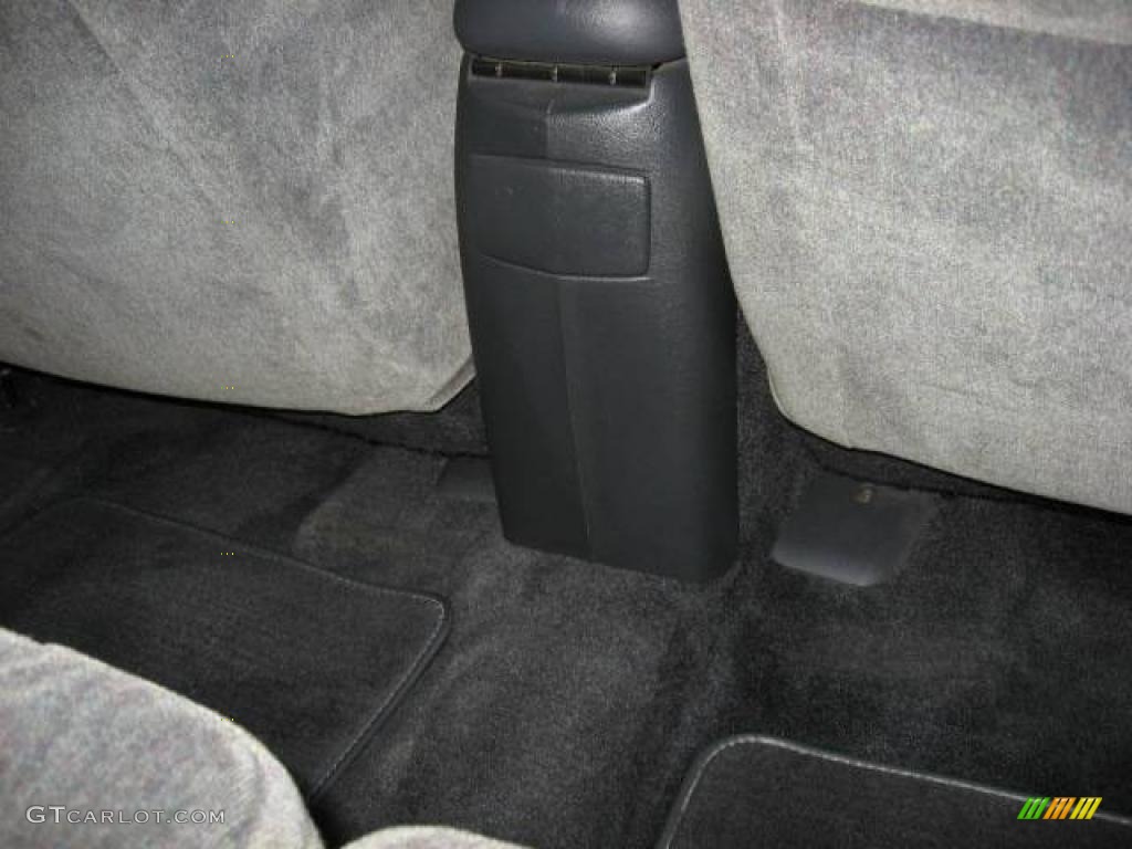 2002 Blazer LS 4x4 - Light Pewter Metallic / Graphite photo #31