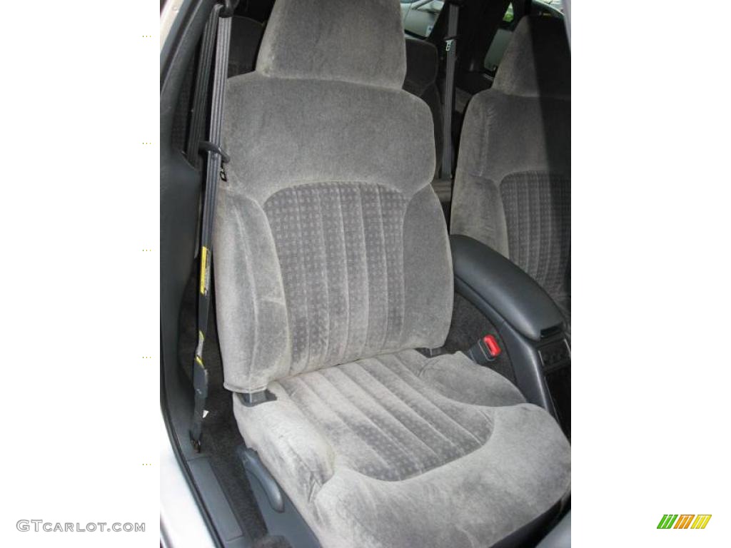 2002 Blazer LS 4x4 - Light Pewter Metallic / Graphite photo #33