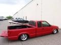 2002 Victory Red Chevrolet S10 LS Extended Cab  photo #25