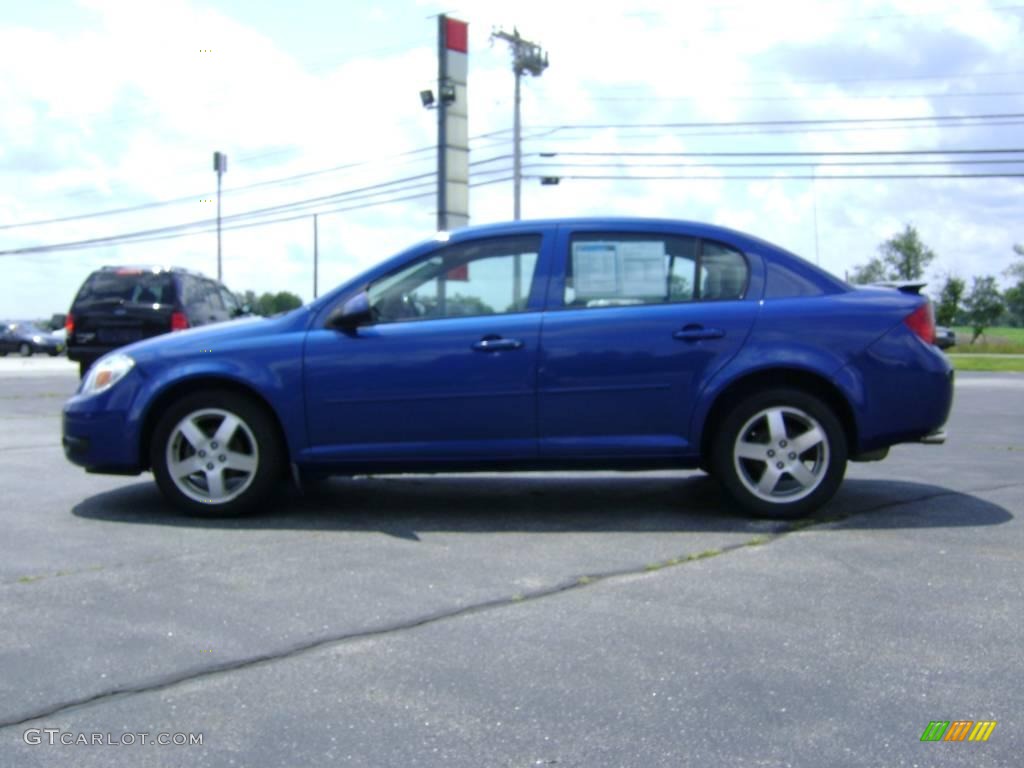 2005 Cobalt LS Sedan - Arrival Blue Metallic / Gray photo #4