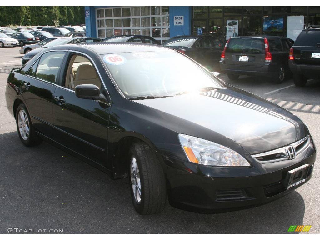 2006 Accord SE Sedan - Nighthawk Black Pearl / Ivory photo #3