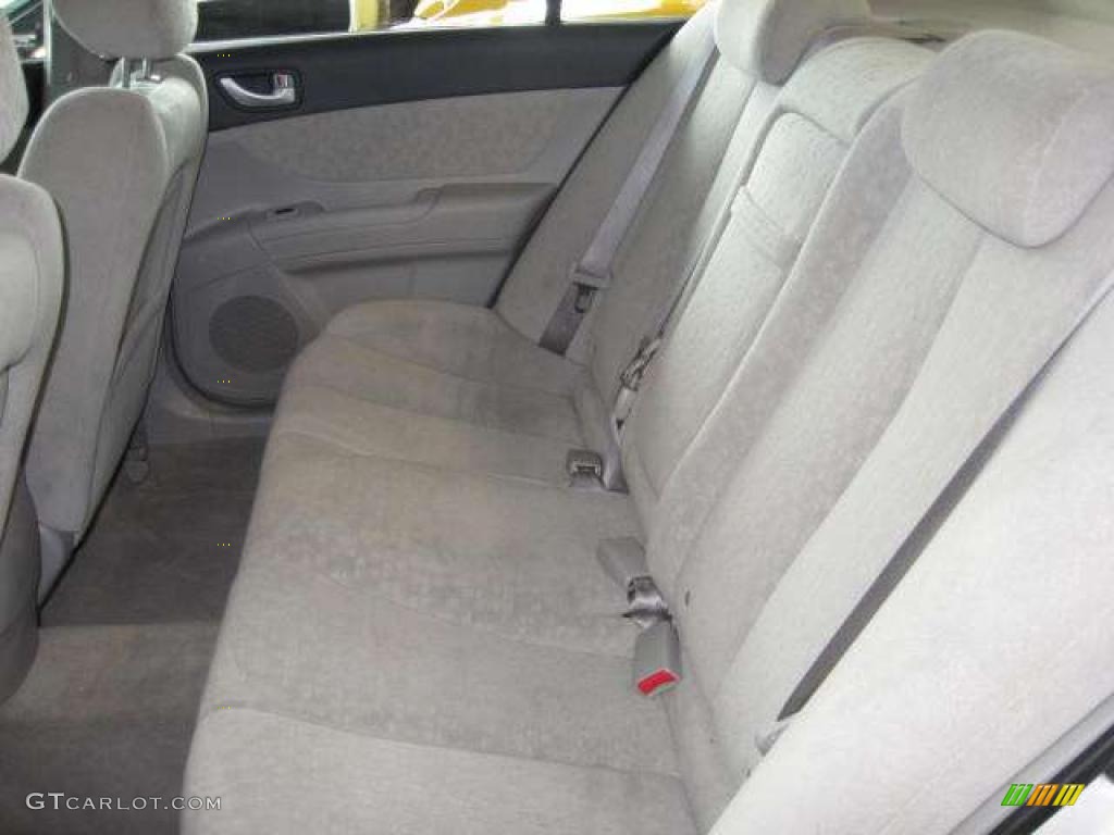 2007 Sonata SE V6 - Arctic White / Gray photo #11
