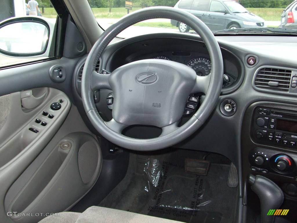 2000 Alero GL Sedan - Silvermist / Pewter photo #22