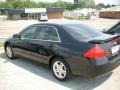 2006 Nighthawk Black Pearl Honda Accord SE Sedan  photo #3