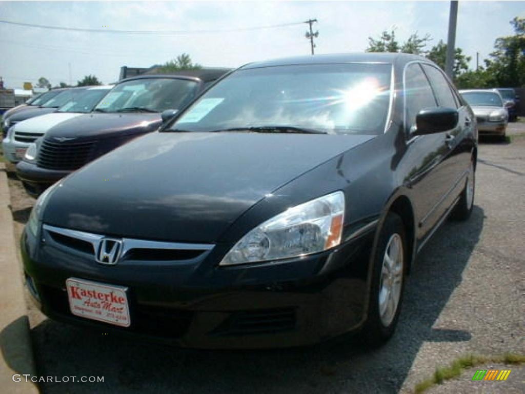 2006 Accord SE Sedan - Nighthawk Black Pearl / Ivory photo #4