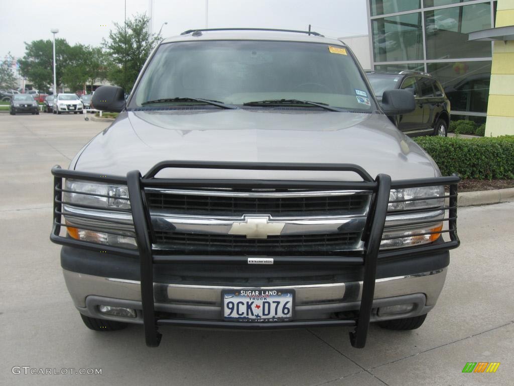 2003 Suburban 2500 LS - Light Pewter Metallic / Tan/Neutral photo #24