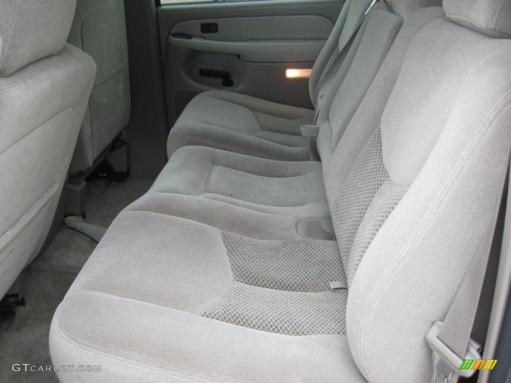 2003 Suburban 2500 LS - Light Pewter Metallic / Tan/Neutral photo #30