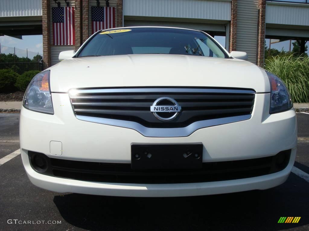 2007 Altima Hybrid - Winter Frost Pearl / Charcoal photo #2