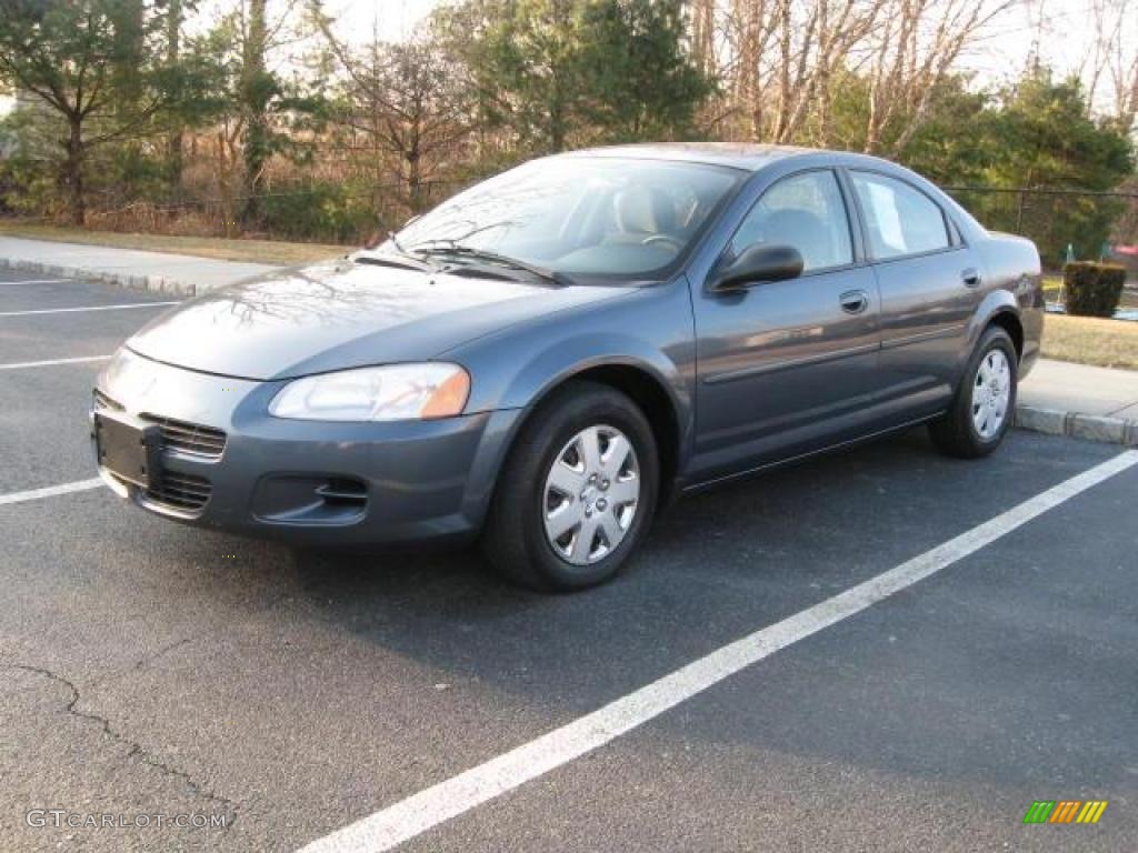 2002 Stratus SE Sedan - Steel Blue Pearl / Dark Slate Gray photo #1