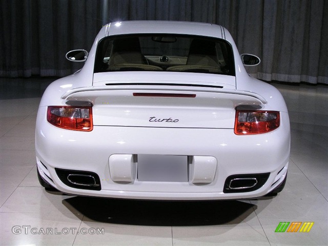 2007 911 Turbo Coupe - Carrara White / Sand Beige photo #19