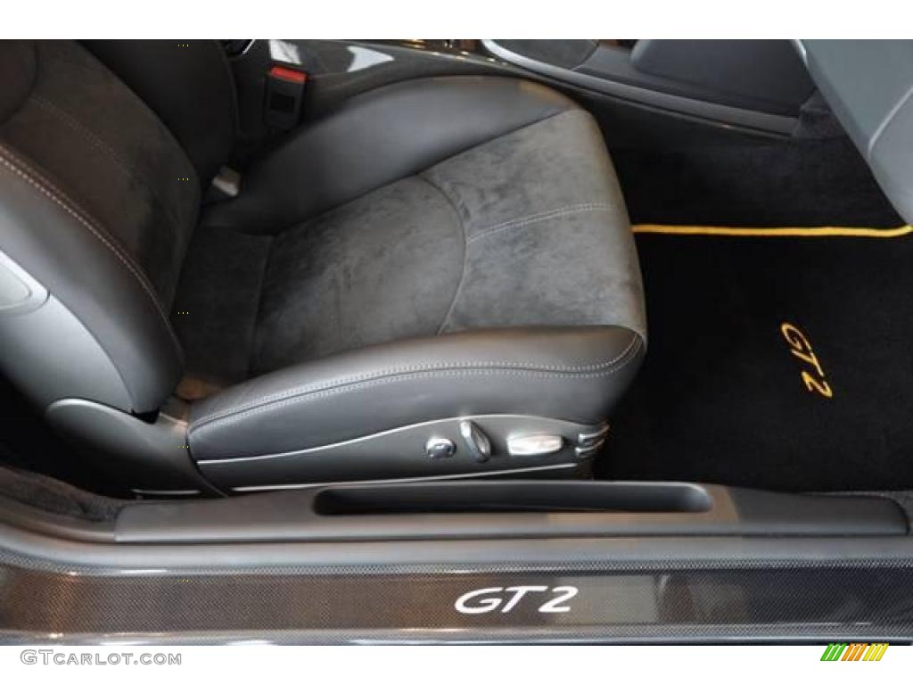 2008 911 GT2 - Black / Black photo #23