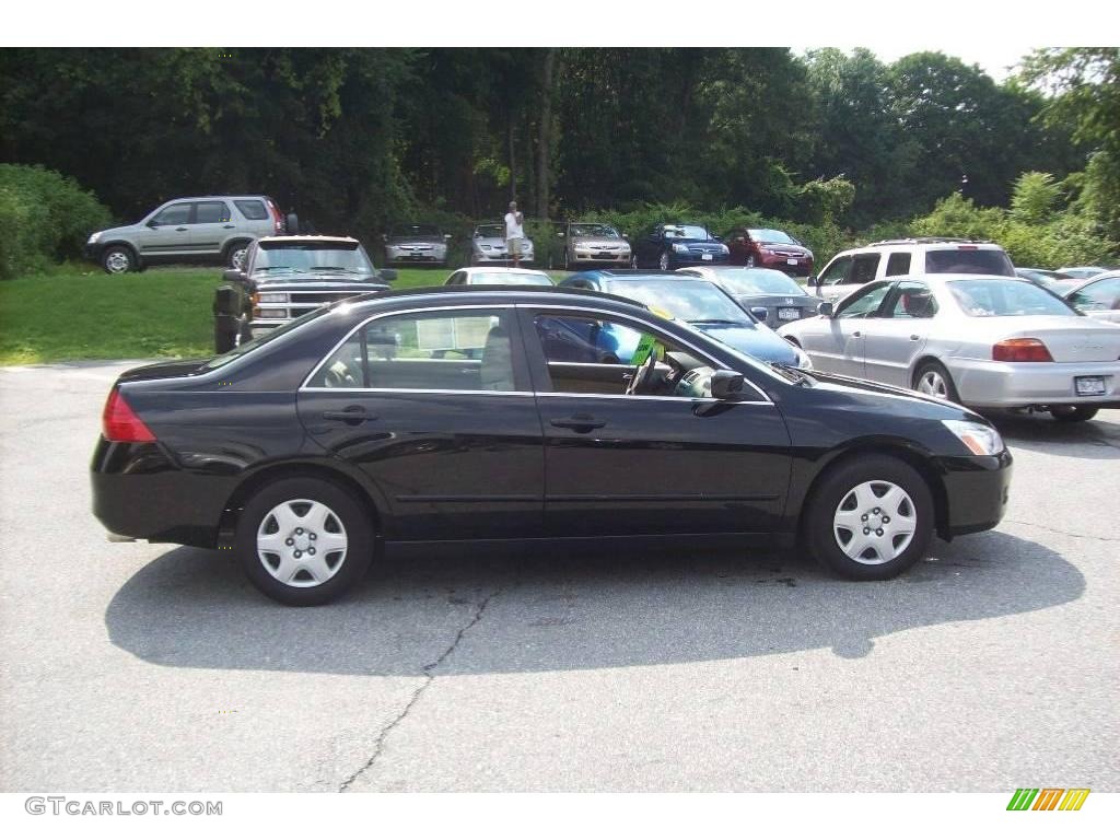 2006 Accord LX Sedan - Nighthawk Black Pearl / Ivory photo #20