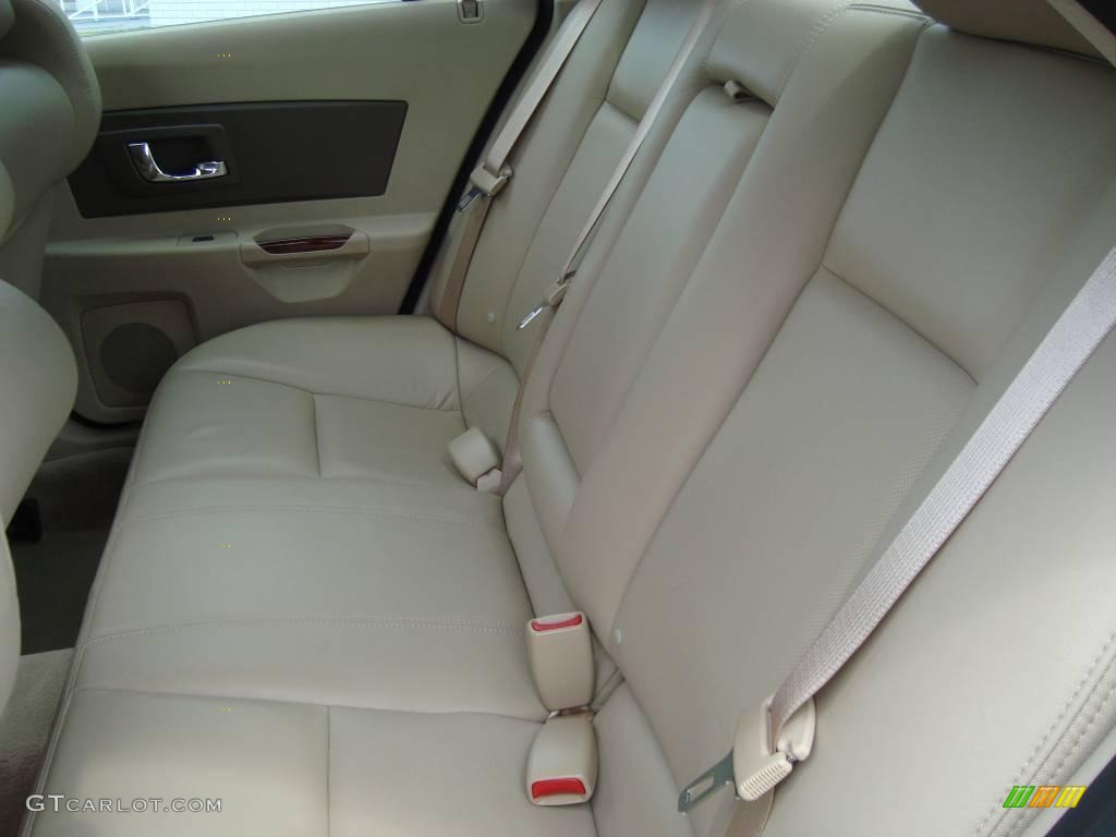 2007 CTS Sedan - Black Raven / Cashmere photo #9