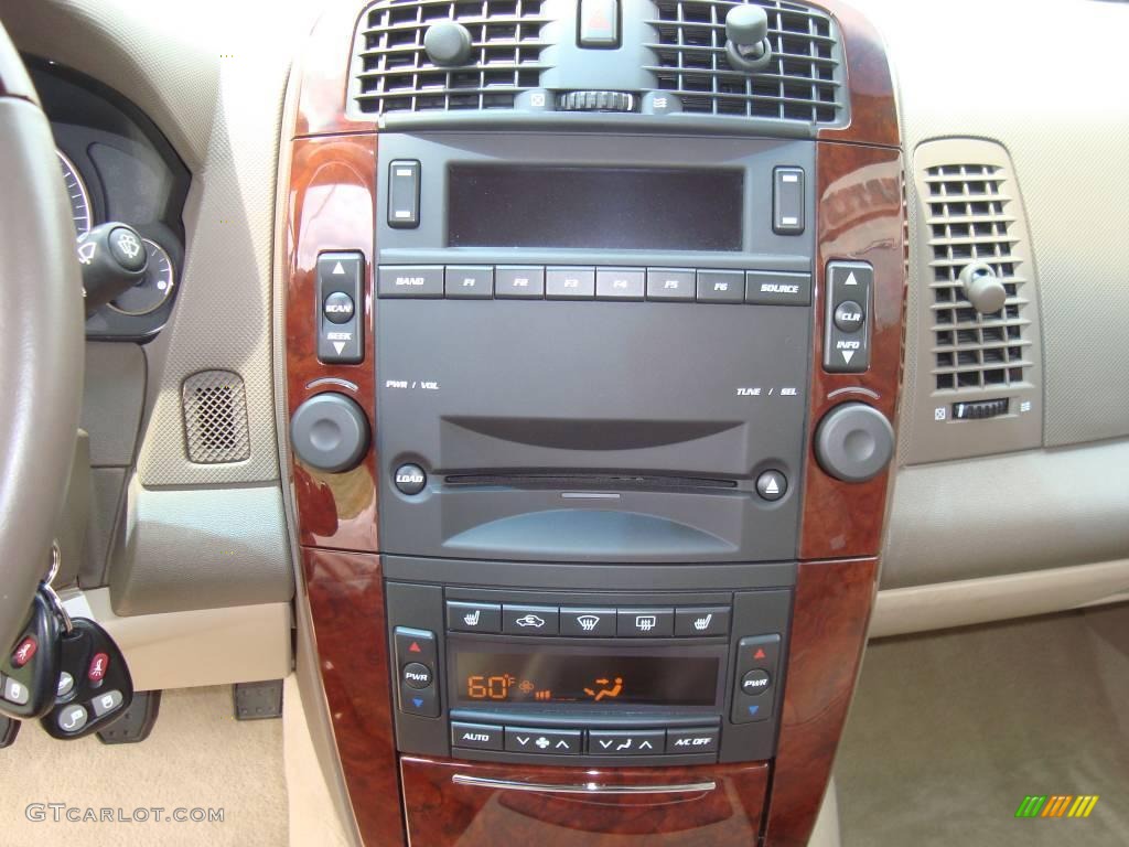 2007 CTS Sedan - Black Raven / Cashmere photo #18