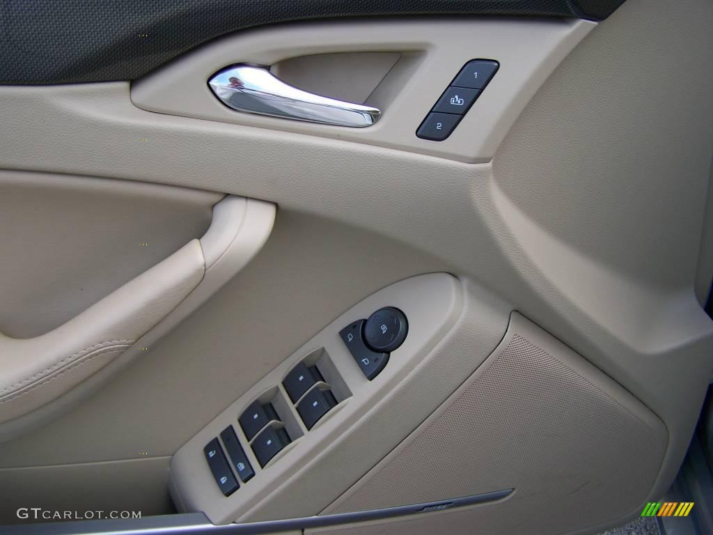 2009 CTS Sedan - Radiant Silver / Cashmere/Cocoa photo #10