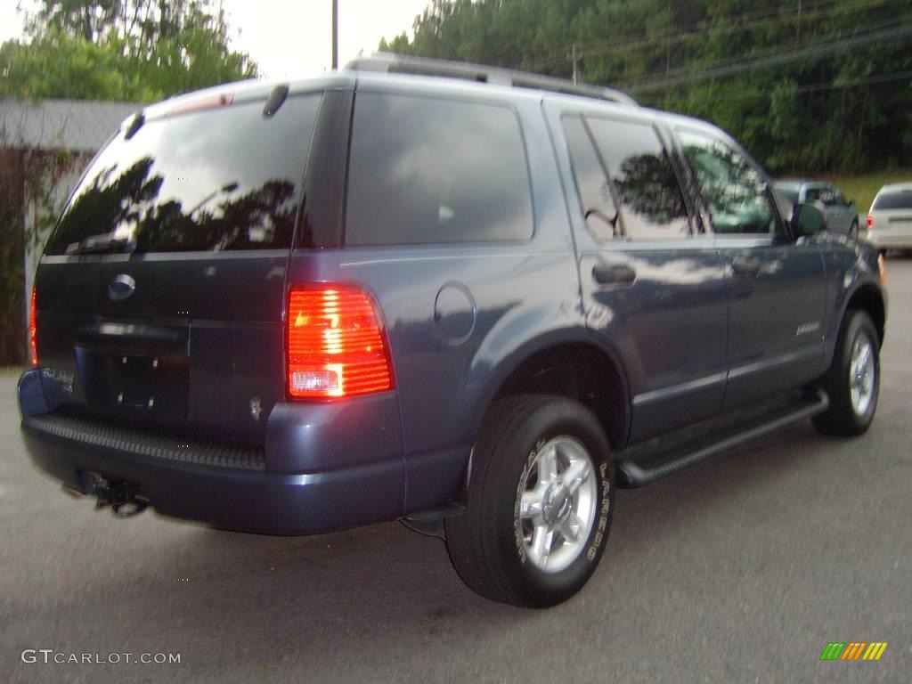 2004 Explorer XLT - Medium Wedgewood Blue Metallic / Gray photo #5