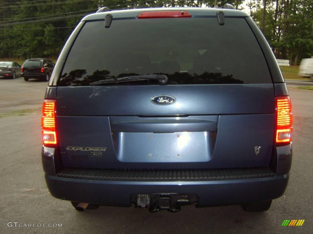 2004 Explorer XLT - Medium Wedgewood Blue Metallic / Gray photo #6