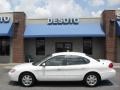 2006 Vibrant White Ford Taurus SEL  photo #1