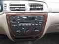 2006 Vibrant White Ford Taurus SEL  photo #11