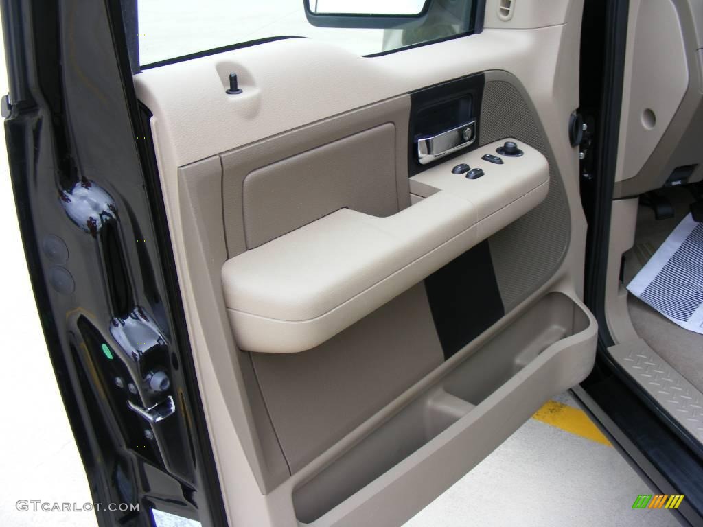 2006 F150 XLT Regular Cab - Black / Tan photo #27