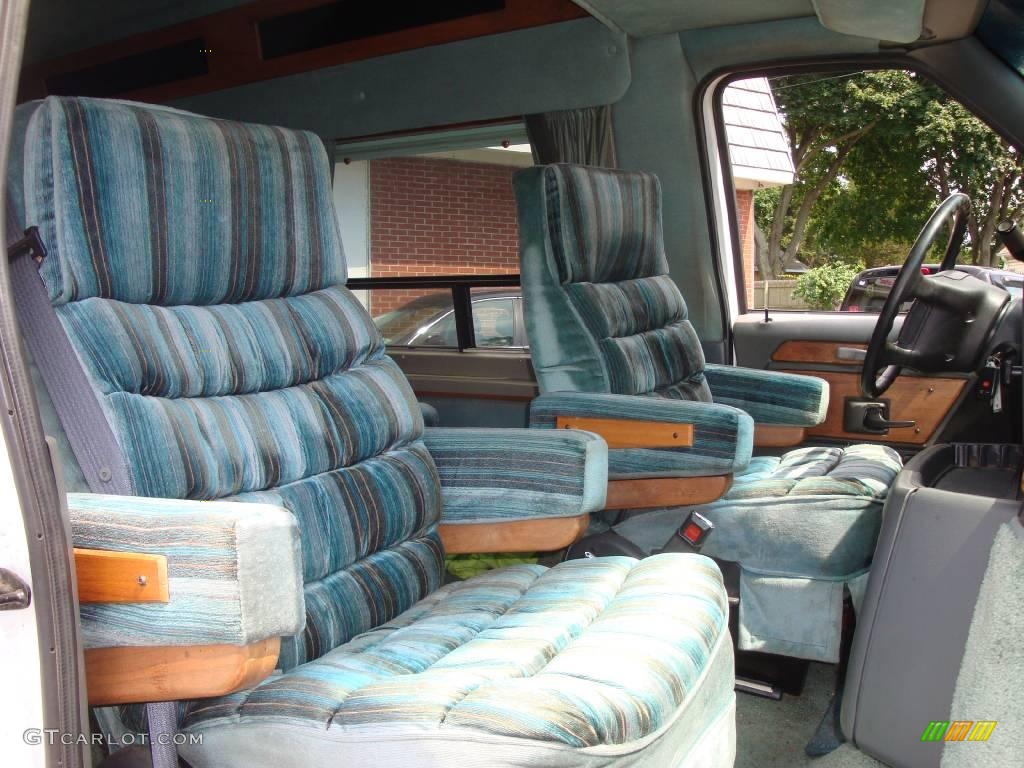 1992 E Series Van E150 Passenger Conversion Van - Glacier White / Blue photo #13