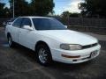1993 Super White Toyota Camry LE Sedan  photo #3