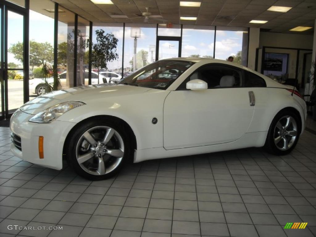 2006 350Z Touring Coupe - Pikes Peak White Pearl / Frost Leather photo #1