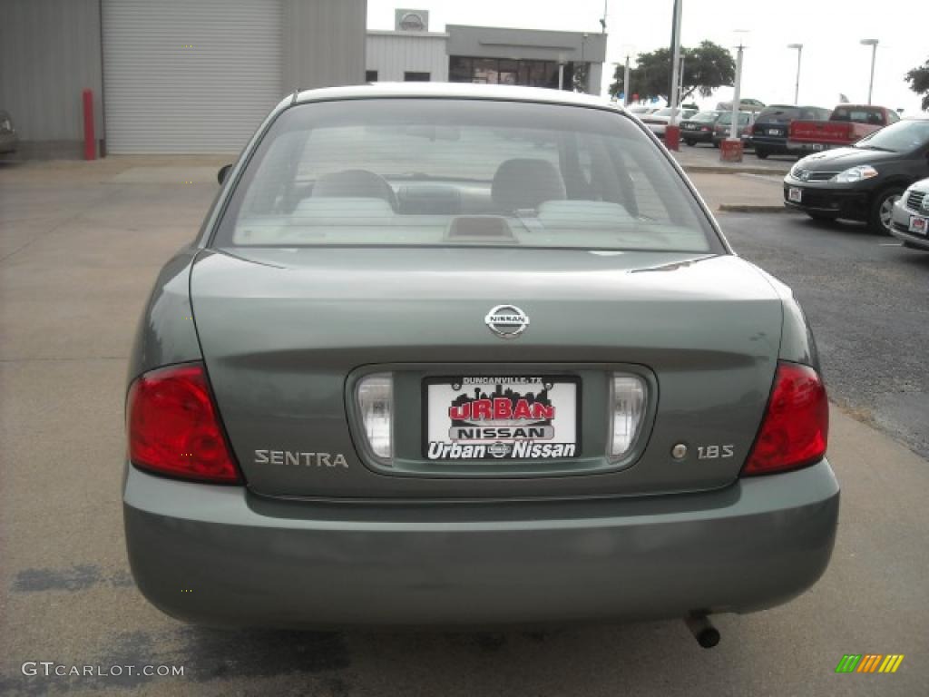 2005 Sentra 1.8 S - Jaded Green / Taupe photo #5