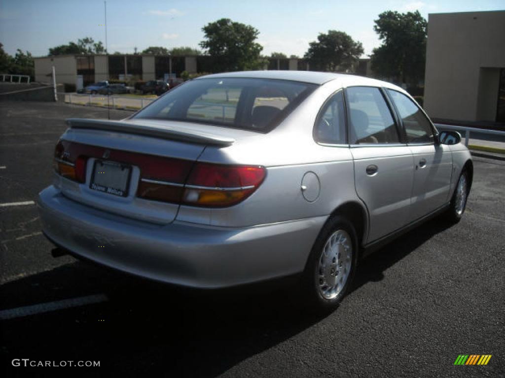 2002 L Series L100 Sedan - Bright Silver / Gray photo #4