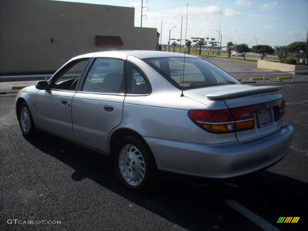 2002 L Series L100 Sedan - Bright Silver / Gray photo #6