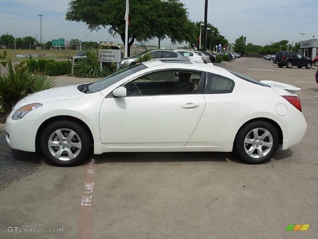 2008 Altima 2.5 S Coupe - Winter Frost Pearl / Blond photo #1