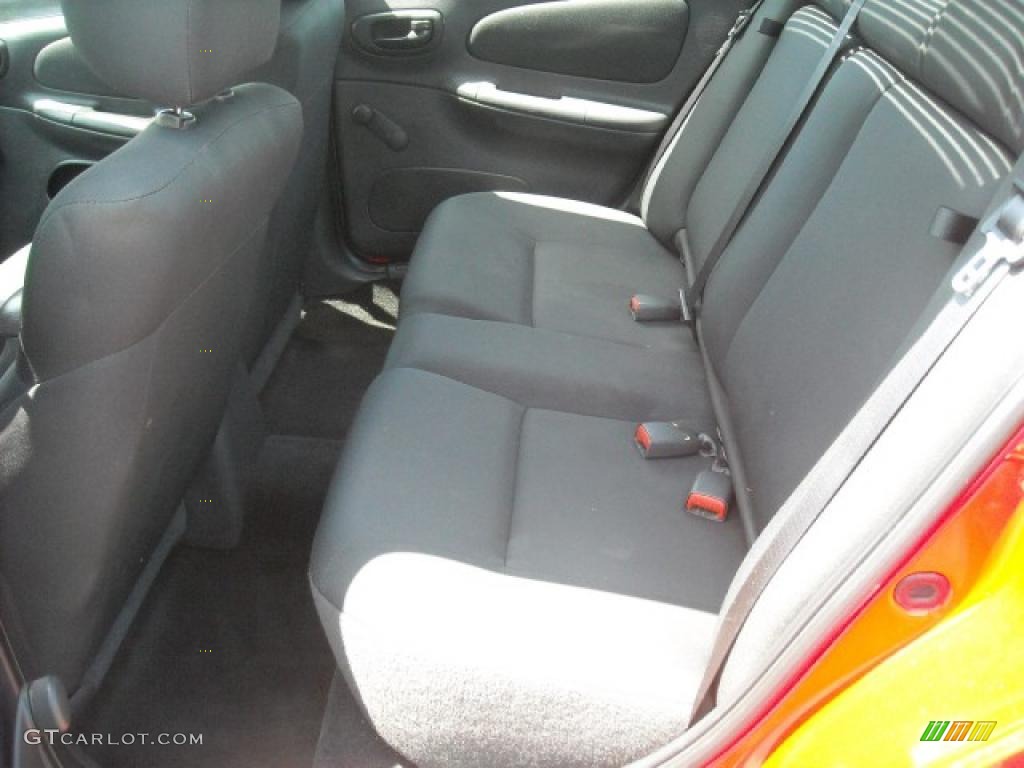 2004 Neon SE - Flame Red / Dark Slate Gray photo #8