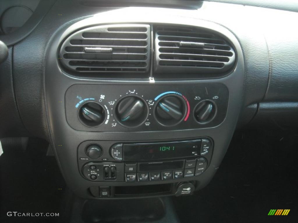 2004 Neon SE - Flame Red / Dark Slate Gray photo #11