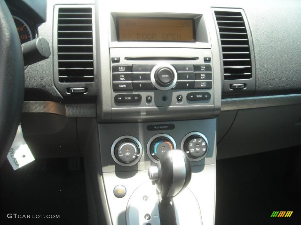 2008 Sentra 2.0 - Super Black / Charcoal/Steel photo #11