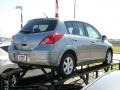 Magnetic Gray - Versa 1.8 SL Hatchback Photo No. 3